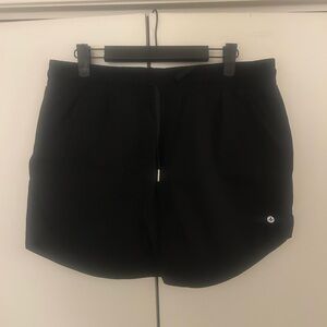 HALARA Classic Black Skort